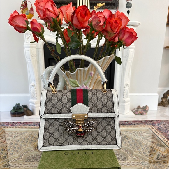 Limited Edition GUCCI White Leather GG Supreme Queen Margaret Pearl/Garnet Bee - Picture 2 of 13